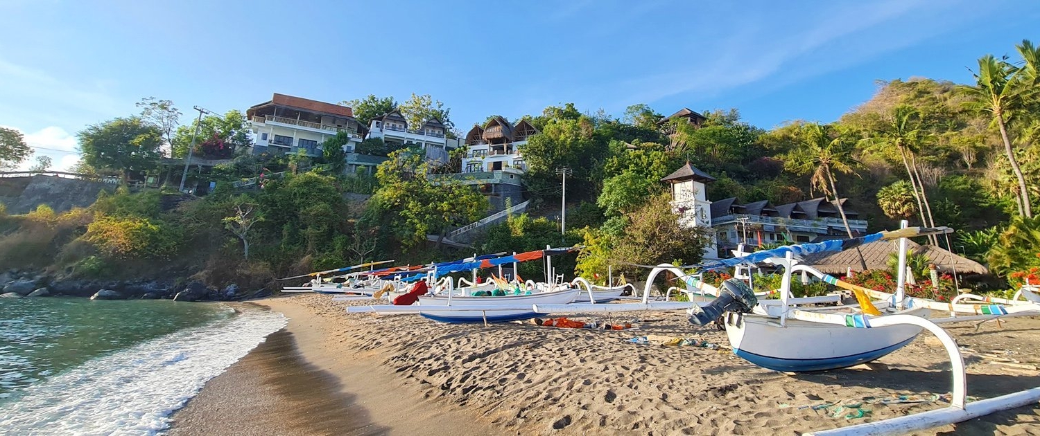 Header Image - Villa Alma 03