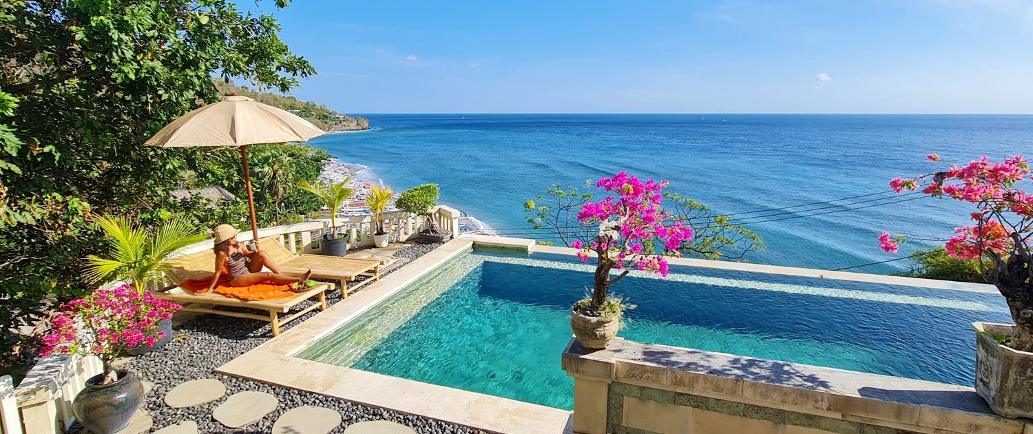 Header Image - Villa Alma 05